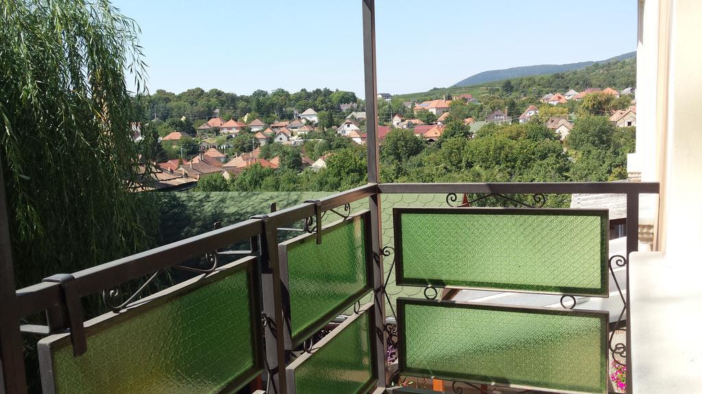 Domboldal Vendeghaz Apartment Noszvaj